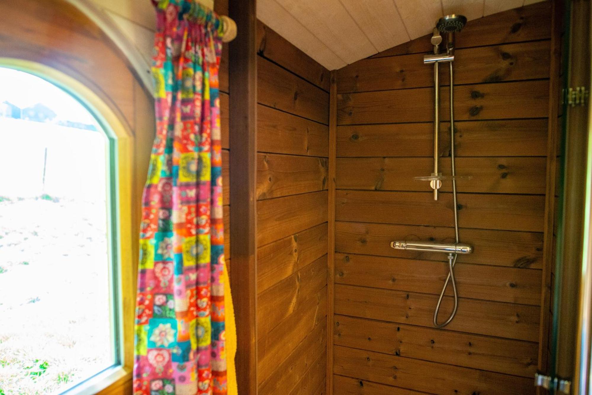 Willa La Tiny House De La Bergerie Lierneux Zewnętrze zdjęcie